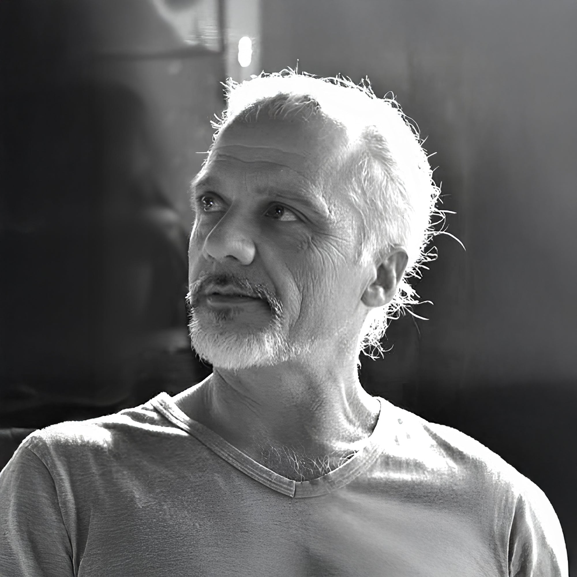 Roberto Mora