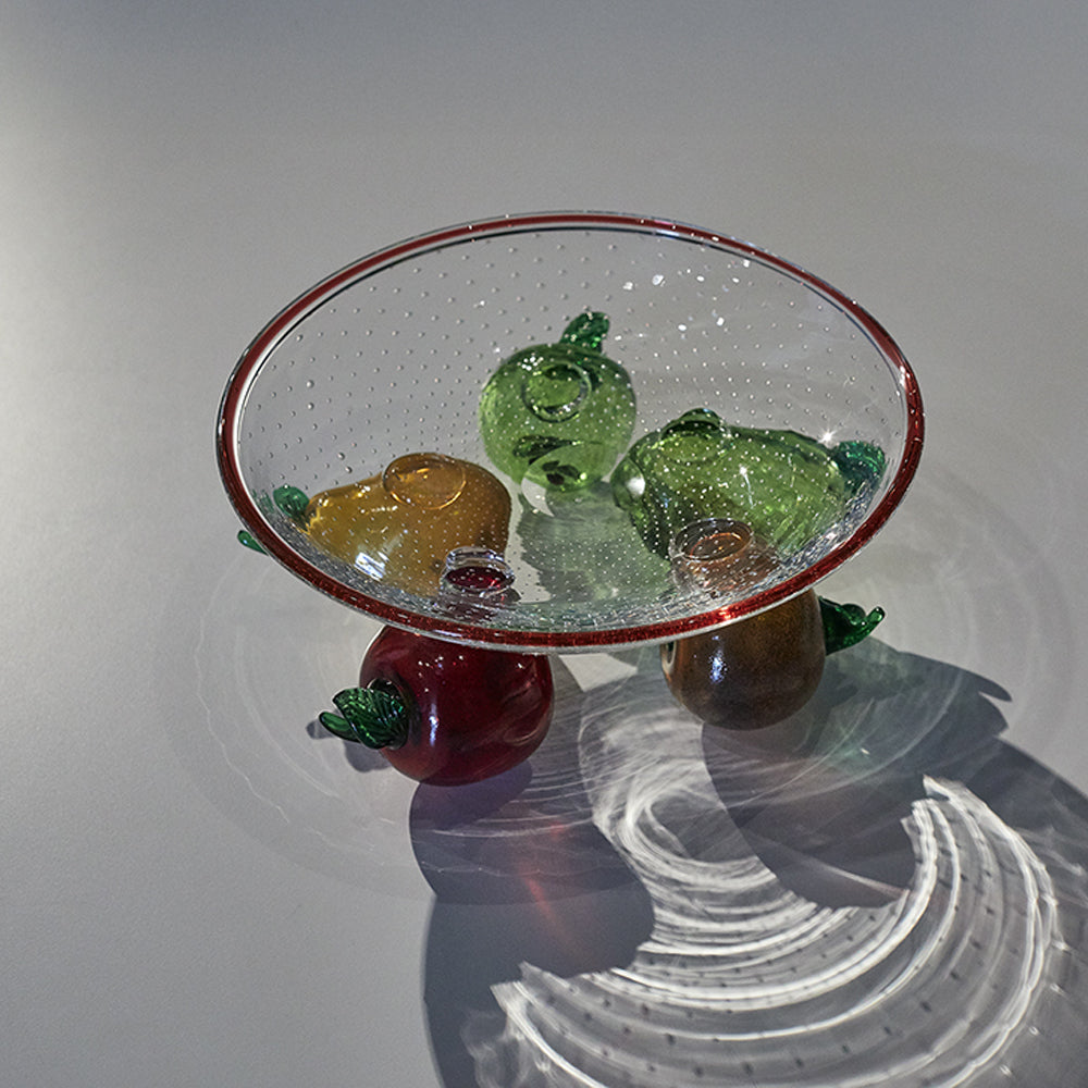 Jankovic glass centerpiece