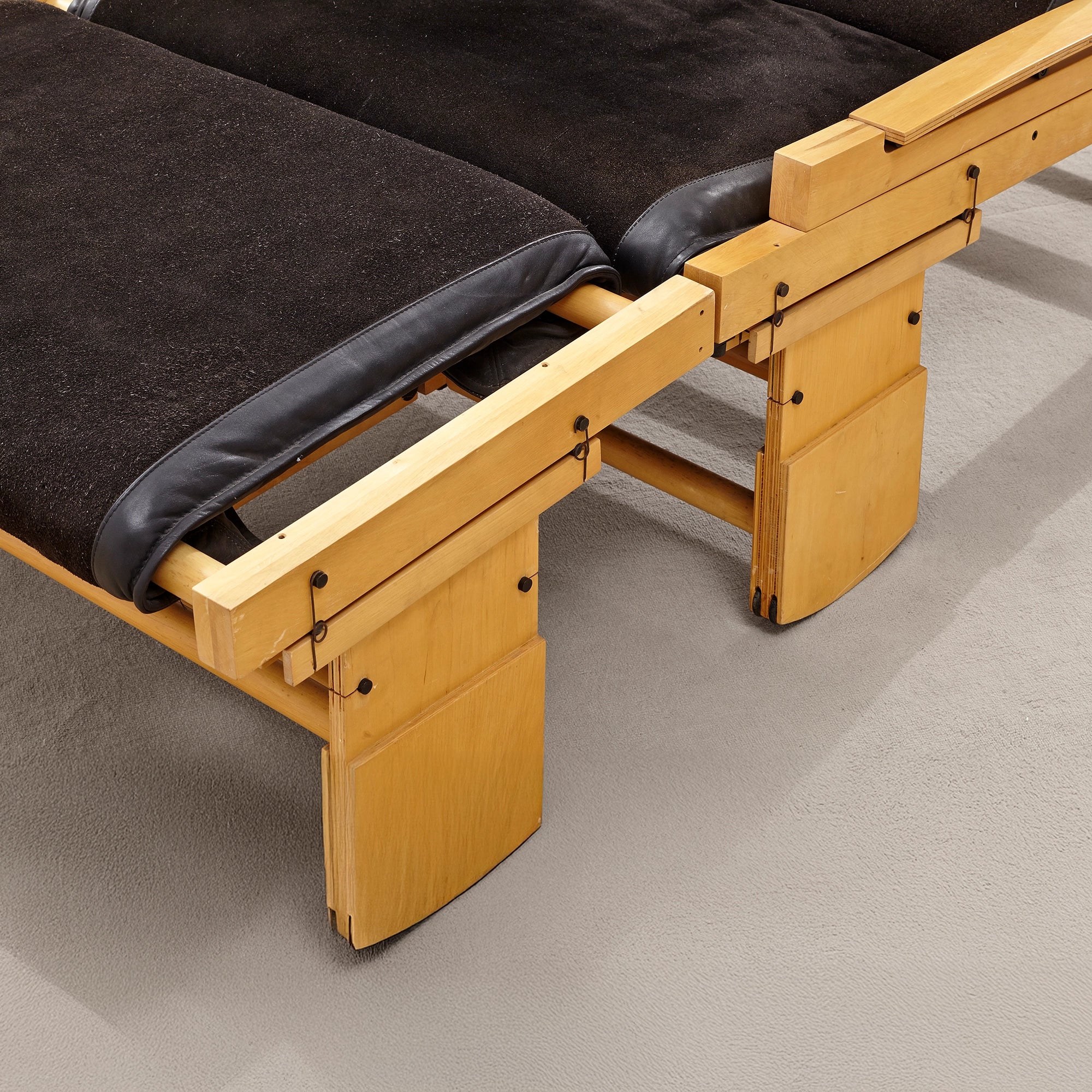 Rocking Chaise Longue