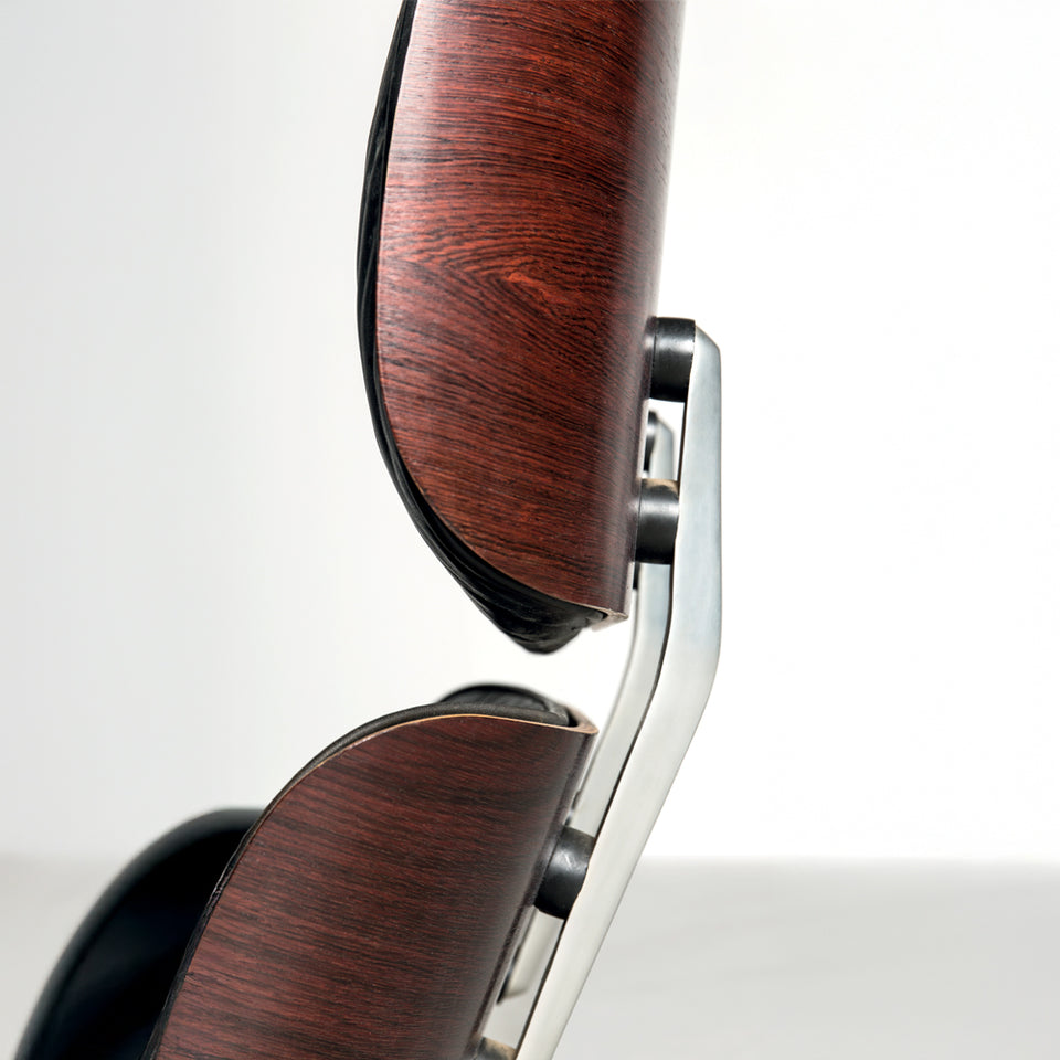 Lounge Chair e Ottoman