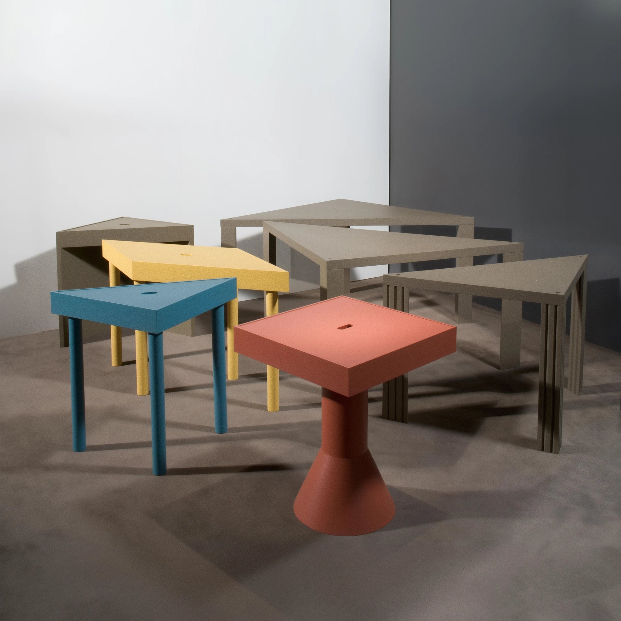 Tangram Tables by Massimo Morozzi | Cassina | Design Club – design-club