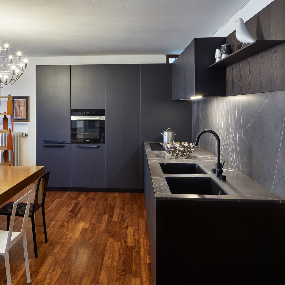 Black Xila Kitchen